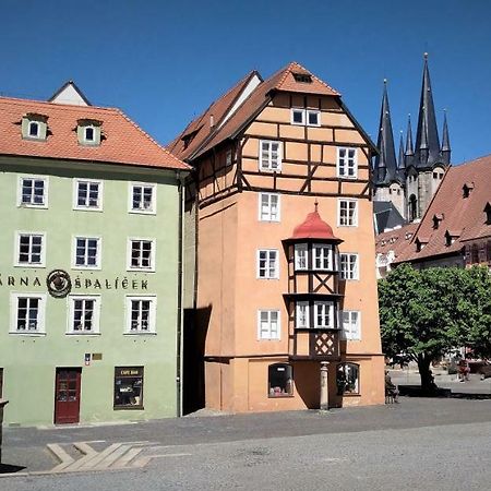 Skromný apartmán v centru Chebu Exterior foto