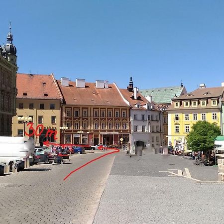Skromný apartmán v centru Chebu Exterior foto