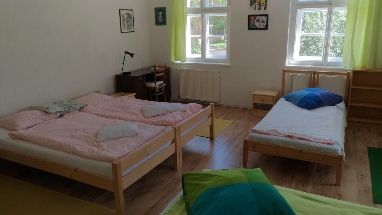 Skromný apartmán v centru Chebu Exterior foto